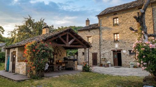 Ca' d'Alfieri - Housity
