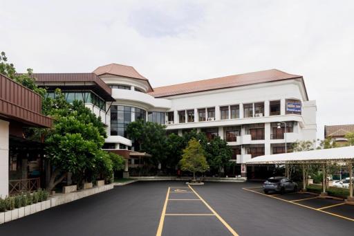 Central Place Hotel - Housity