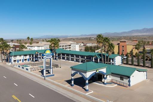 Days Inn by Wyndham Safford, AZ - Housity