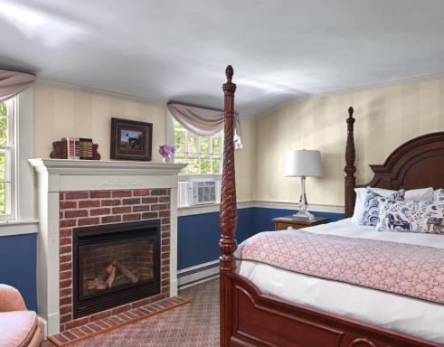 Cape Arundel Inn and Resort - Housity