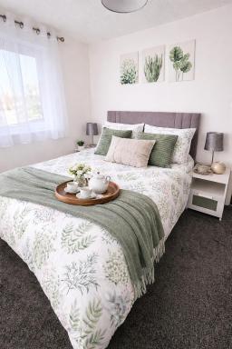Modern 2 bedroom apartment in Historical Spa town - Housity