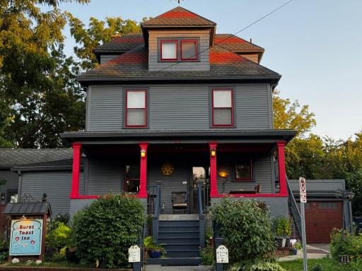 Burnt Toast Inn and Washington House - Housity
