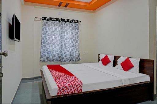 OYO Flagship Sai Balaji Lodge - Housity