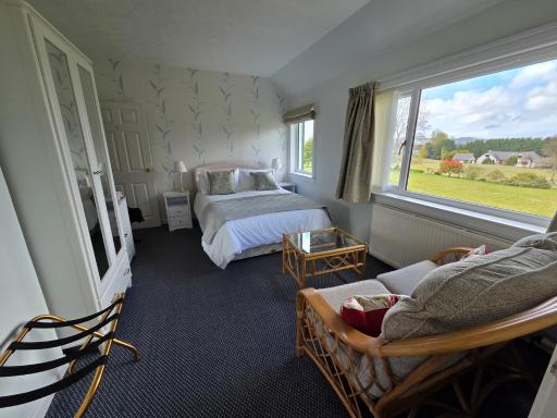 Moorcroft Guest House - Housity