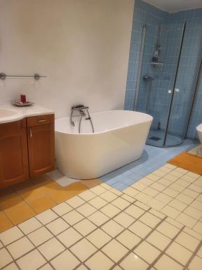 Torseke Hostel - Housity
