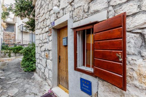 Apartment Dalmatian Cottage - Housity