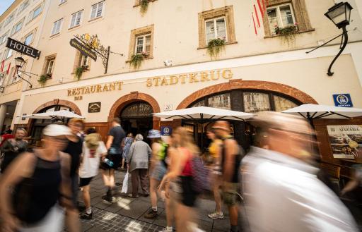 Altstadt Hotel Stadtkrug - Housity