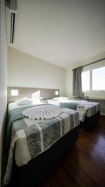 LH Plaza Hotel - Housity
