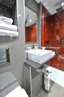 Frensham Pond Country House Hotel & Spa - Housity