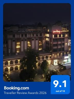 Sunday Hotel Vadodara - Housity