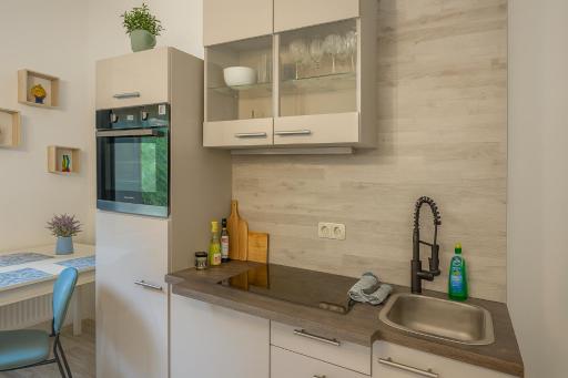 großes offenes Loft oder kleine gemütliche Wohnung mit Balkon - Housity