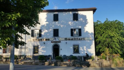 Albergo Ristorante Gualtieri - Housity