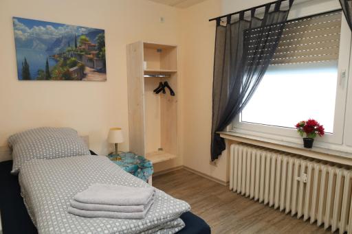 Pension Highway - Bielefeld Senner Hellweg 227 - Housity