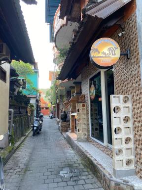 Harmony Guest House - Hizvo