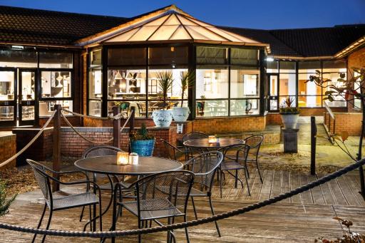 Delta Hotels by Marriott Milton Keynes - Housity