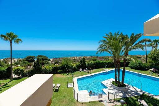 Sea Front Beach Studio Apartment - Housity