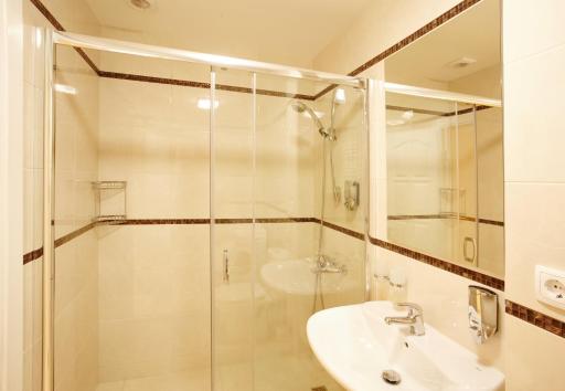Central Park Apartments - Housity