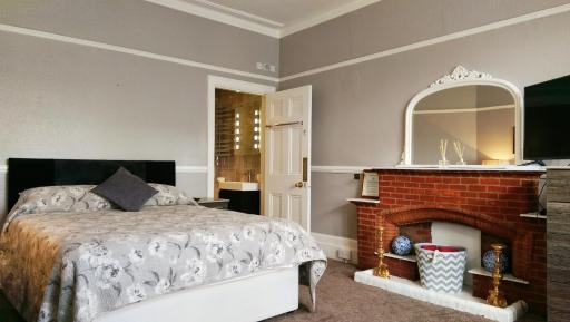 Glendevon House Hotel - Housity