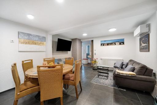 Ferienwohnung Dina - Housity