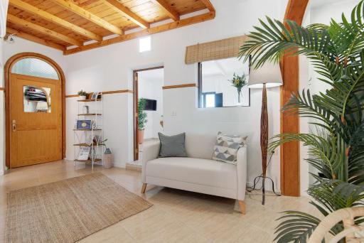 El Altillo House - Housity