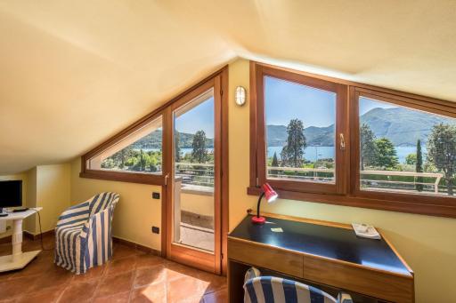 Casa Caterina Mansarda vista Lago - Housity
