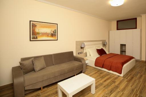 Hotel VD Roleks - Housity
