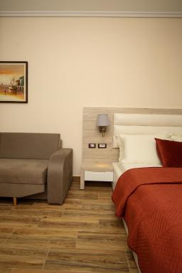 Hotel VD Roleks - Housity