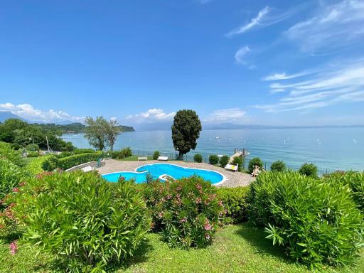 On the Beach Manerba del Garda - Housity