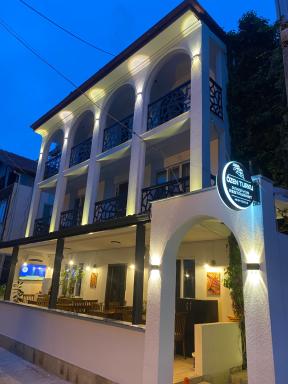 OzenTurku Hotel - Housity