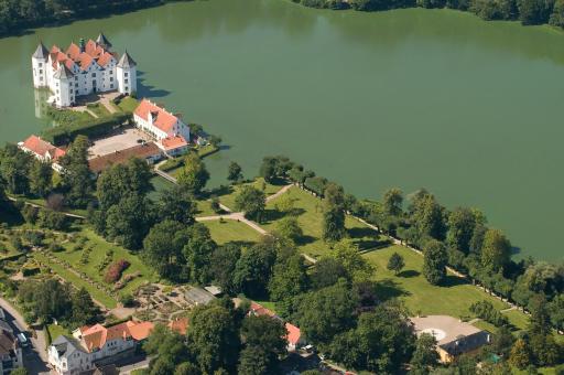 Schloss Glücksburg - Housity
