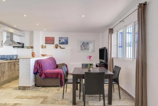 Apartamento en la playa con Wifi - Housity