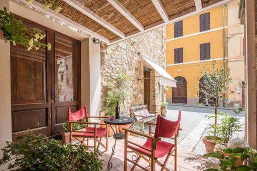 Radicondoli House - Housity