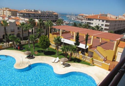 Fabulous sunny apartment - Housity