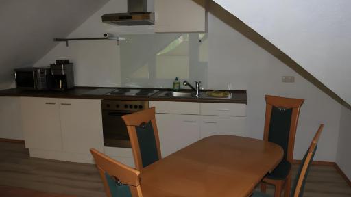 Ferienwohnung mit Balkon - Housity