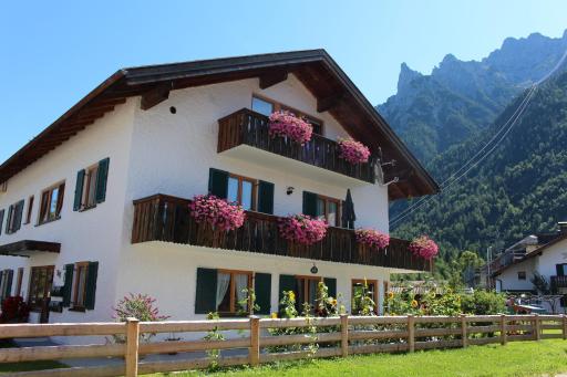 Barbara Jais - Housity