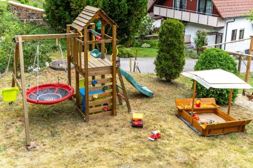 Haus Am Waldrand - Housity