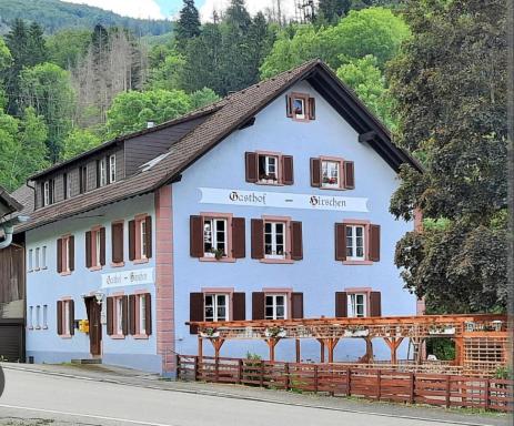Gasthaus Hirschen Holl - Housity