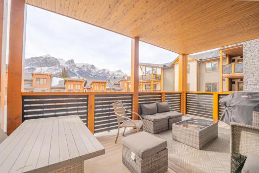 Spring Creek Condo by Canadian Rockies Vacation Rentals - Housity