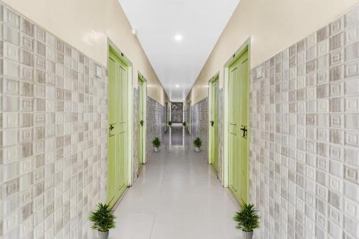 Super OYO Flagship Hotel Sridhar - Housity
