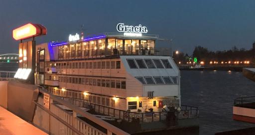 Botel Gracia - Housity
