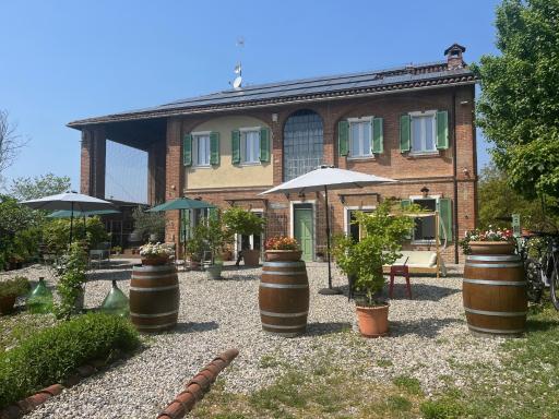Noi Due - Bed & Breakfast nel Monferrato - Housity