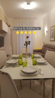 Karina House - Como - Housity