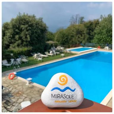 Mirasole Holiday House - Housity
