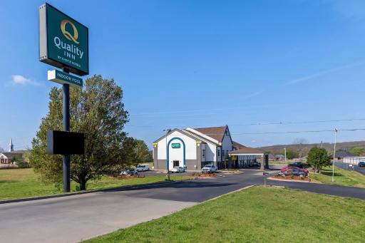 Quality Inn Tahlequah South - Housity