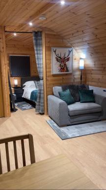 The Stags Den - North Coast Luxury Pods - Housity