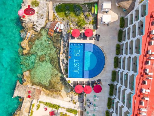 Hotel B Cozumel - Housity