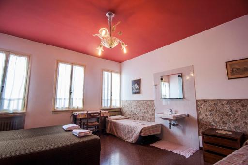 Hotel Locanda Ca' Foscari - Housity