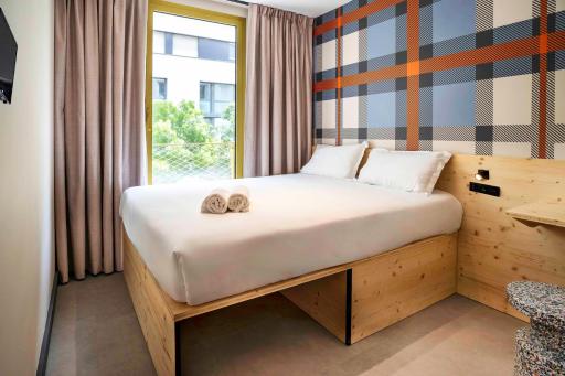 easyHotel Marseille Euromed - Hizvo