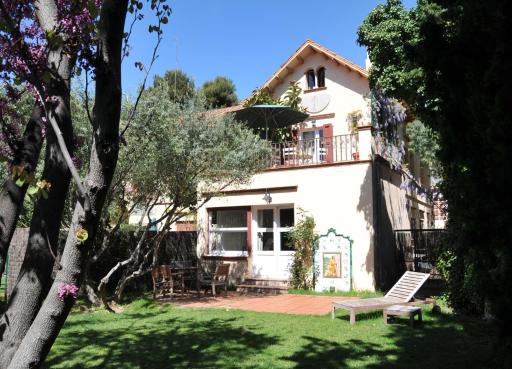 Tibidabo Apartments - Housity