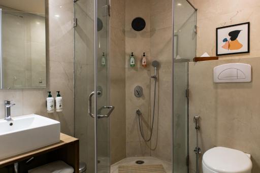 Udman Hotel Panchshila Park - Housity